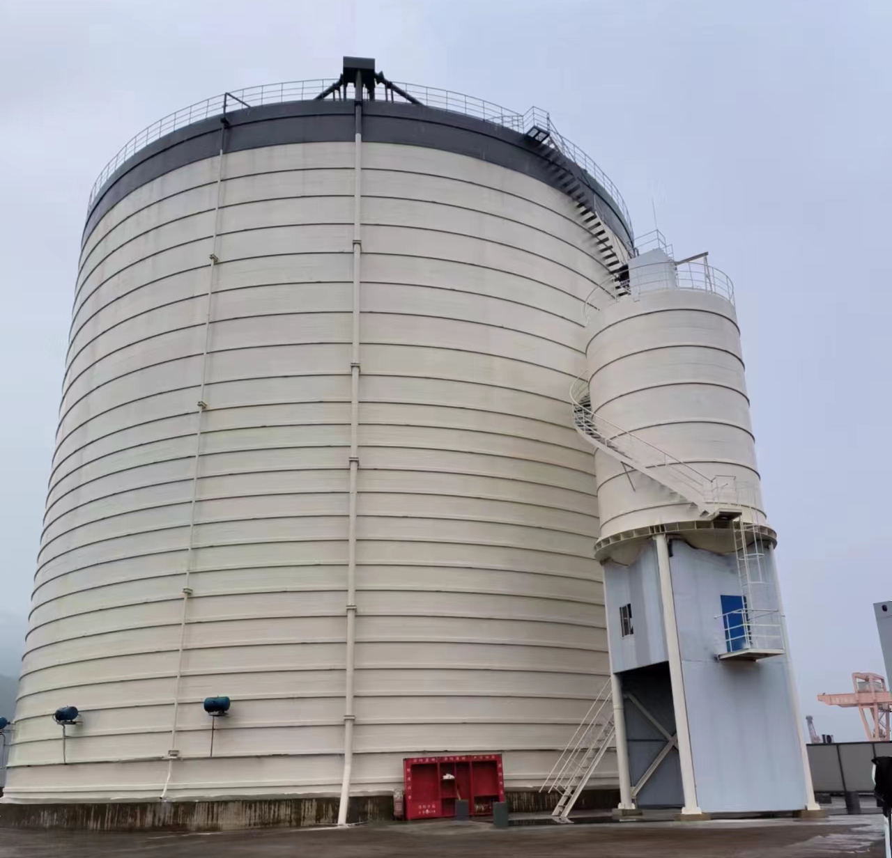 荣成10万吨水泥钢板库